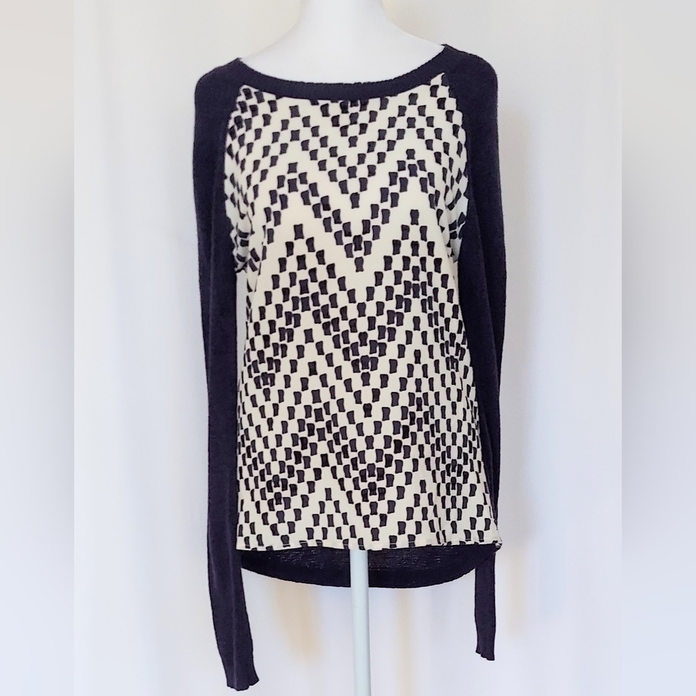 THML Navy White Patterned Lightweight Pullover Knit Top Size XS NWT